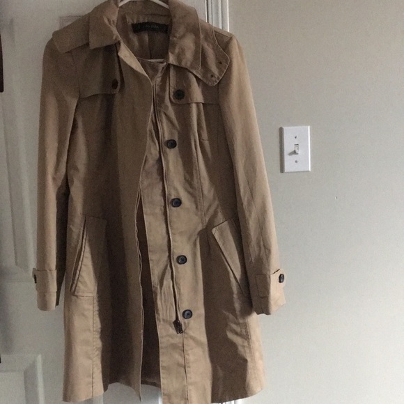 Zara trench coat - Picture 2 of 5